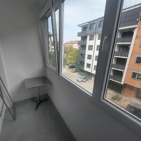 Time Apartment *