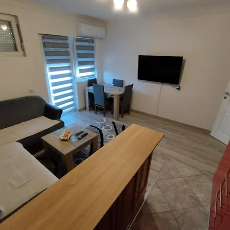 Time Apartment *