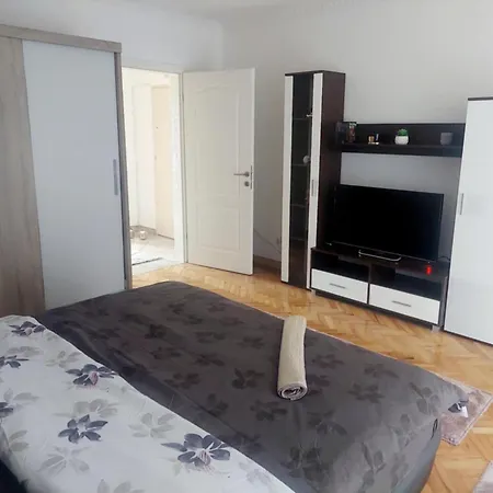 Apartment Time